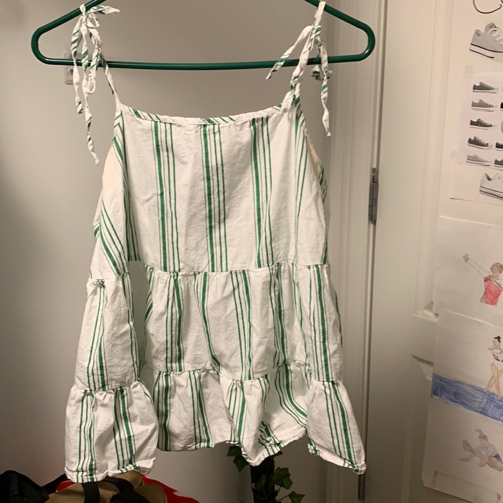 Super cute spring dress shirt!